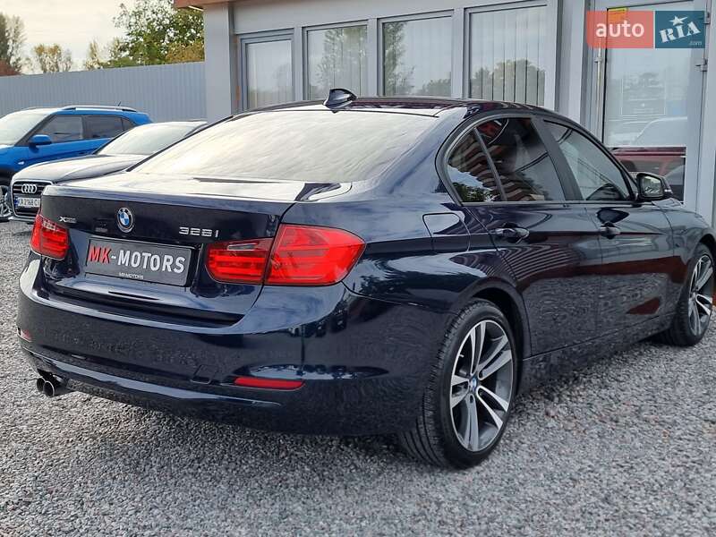 Седан BMW 3 Series 2012 в Києві