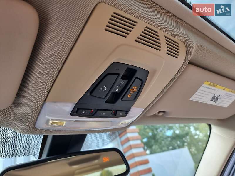 Седан BMW 3 Series 2012 в Києві