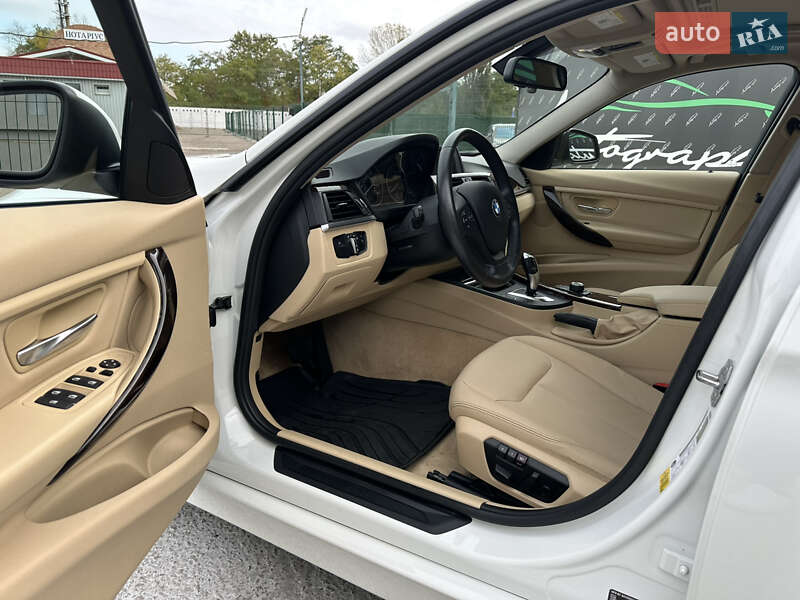 Седан BMW 3 Series 2015 в Києві фото 5 Седан BMW 3 Series 2015 в Києві
