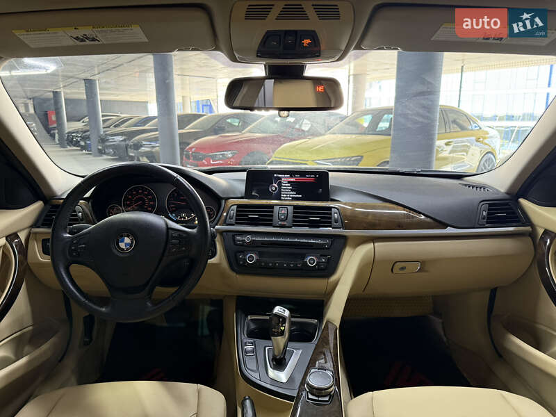 Седан BMW 3 Series 2014 в Одессе