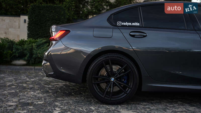 Седан BMW 3 Series 2019 в Львові