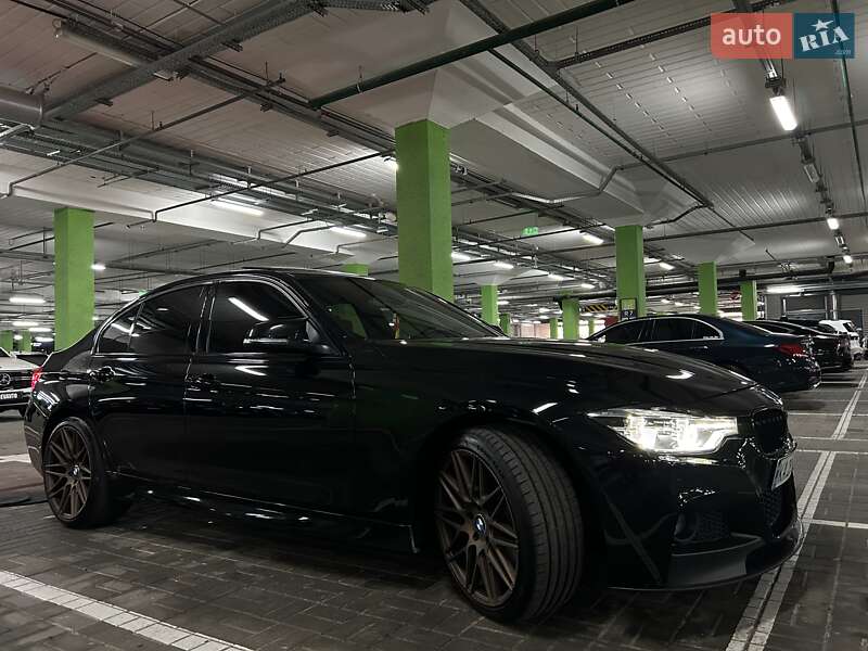 Седан BMW 3 Series 2017 в Києві фото 16 Седан BMW 3 Series 2017 в Києві