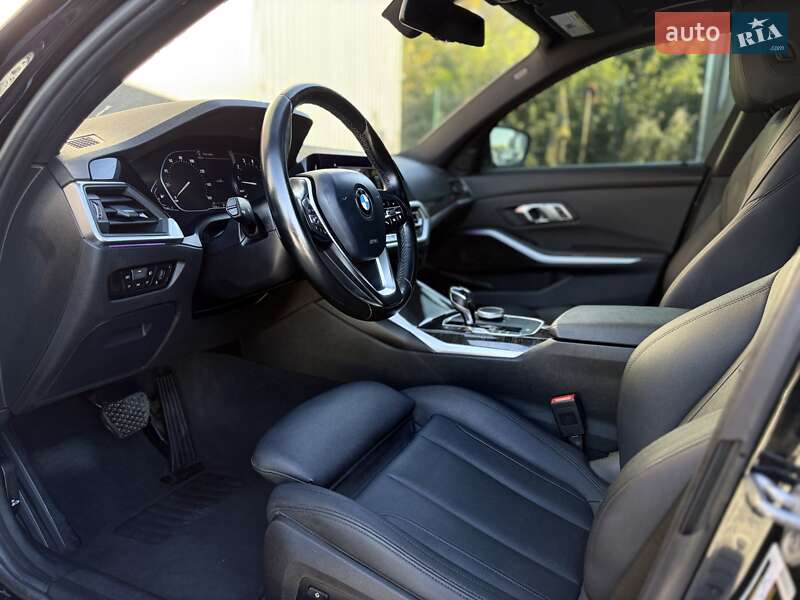 Седан BMW 3 Series 2021 в Львове