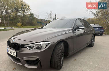 Седан BMW 3 Series 2015 в Киеве