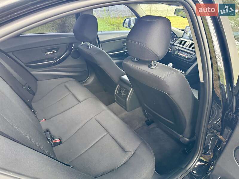 Седан BMW 3 Series 2013 в Киеве фото 25 Седан BMW 3 Series 2013 в Киеве