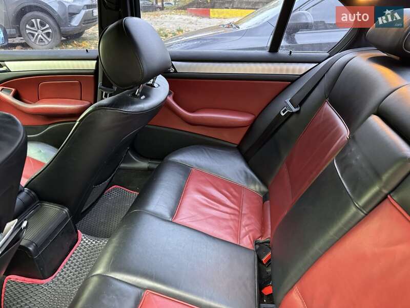 Седан BMW 3 Series 2003 в Киеве фото 13 Седан BMW 3 Series 2003 в Киеве