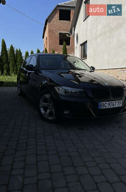 Седан BMW 3 Series 2010 в Львове Седан BMW 3 Series 2010 в Львове