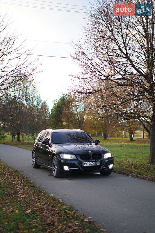 BMW 3 Series 2011 BMW 3 Series 2011