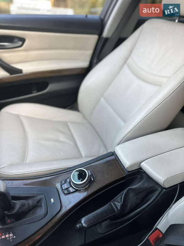 Универсал BMW 3 Series 2011 в Буске фото 47 Универсал BMW 3 Series 2011 в Буске