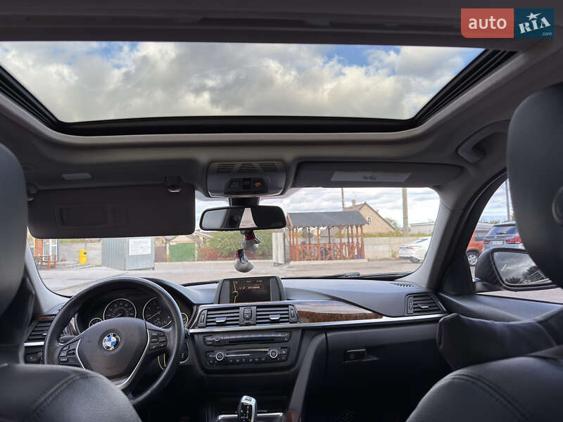 Седан BMW 3 Series 2013 в Запорожье