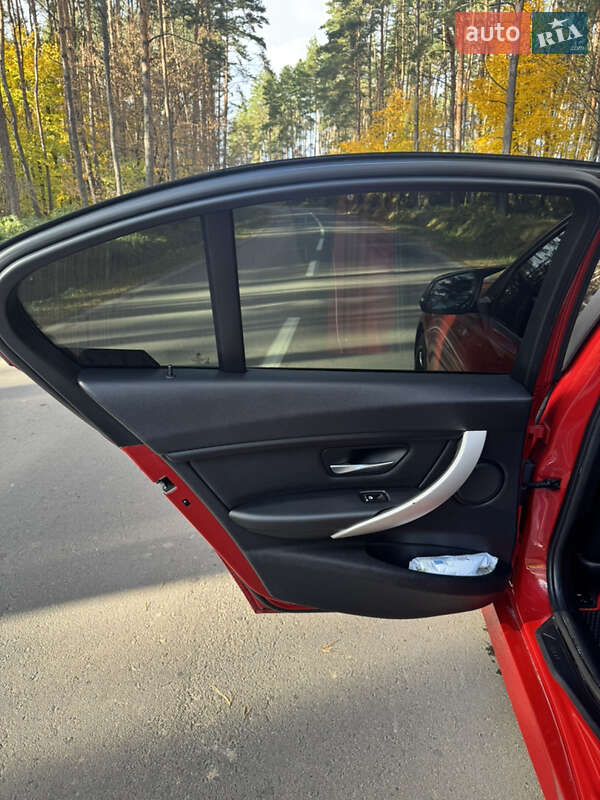 Седан BMW 3 Series 2015 в Львове фото 35 Седан BMW 3 Series 2015 в Львове