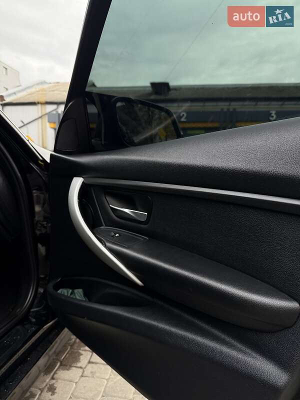 Седан BMW 3 Series 2012 в Харькове