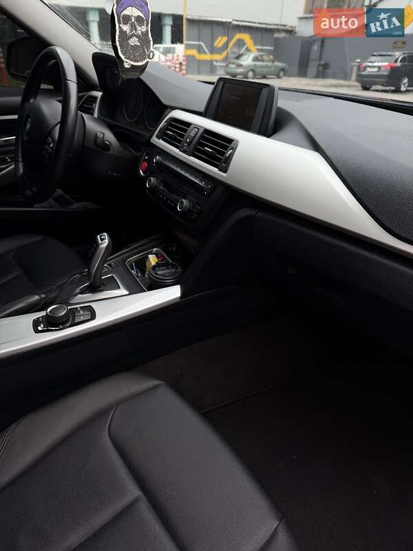 Седан BMW 3 Series 2012 в Харькове