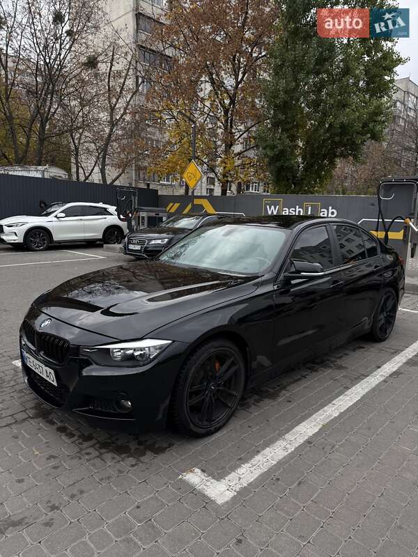 Седан BMW 3 Series 2012 в Харькове