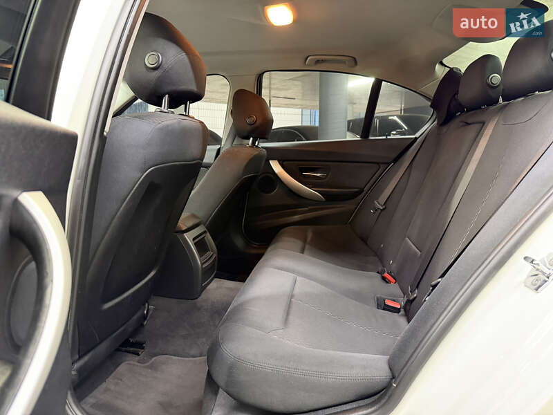 Седан BMW 3 Series 2012 в Одессе