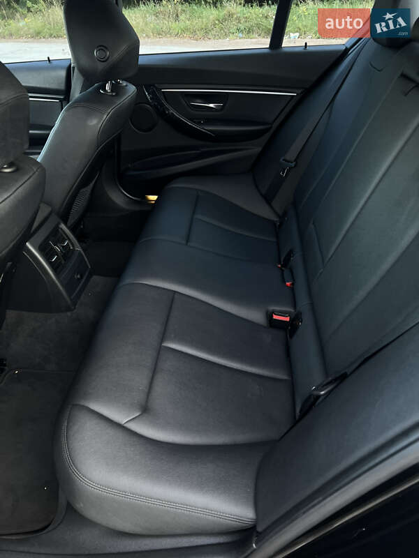 Седан BMW 3 Series 2013 в Житомирі фото 25 Седан BMW 3 Series 2013 в Житомирі