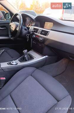 Универсал BMW 3 Series 2006 в  фото 15 Универсал BMW 3 Series 2006 в
