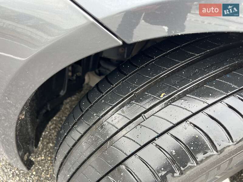 Седан BMW 3 Series 2016 в Киеве фото 49 Седан BMW 3 Series 2016 в Киеве