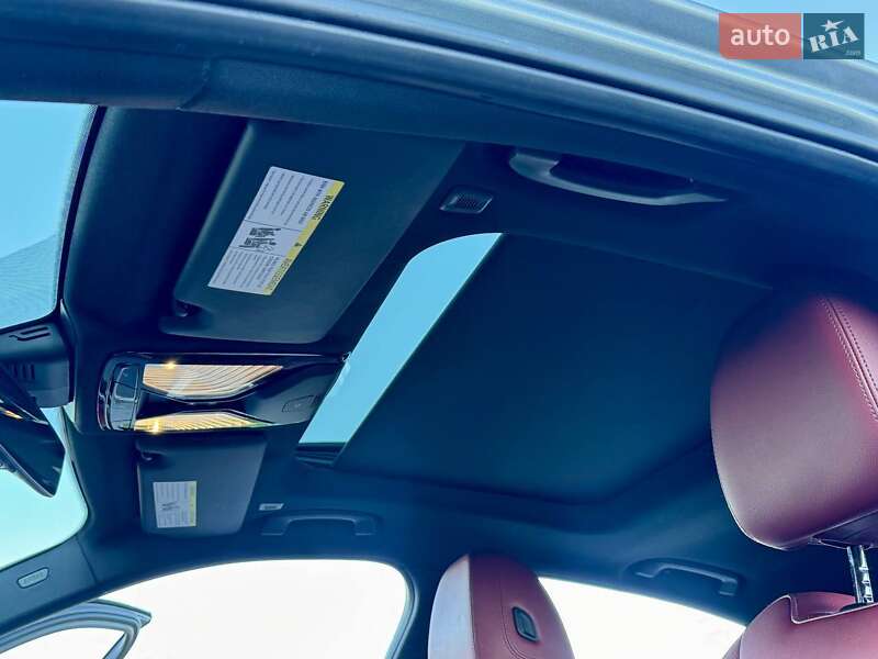 Седан BMW 3 Series 2022 в Киеве