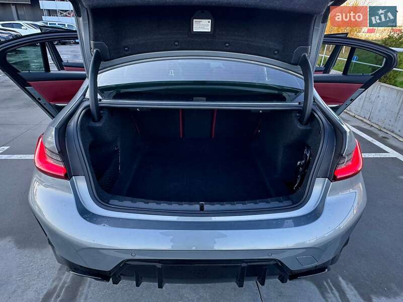 Седан BMW 3 Series 2022 в Киеве