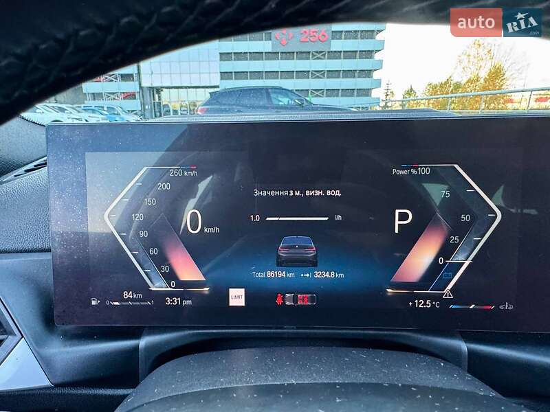 Седан BMW 3 Series 2022 в Киеве