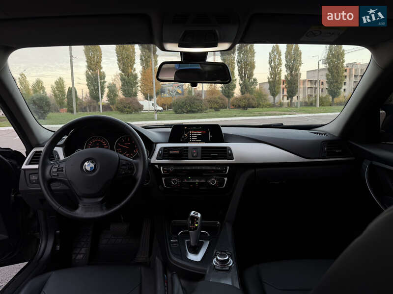 Седан BMW 3 Series 2017 в Кременчуге фото 9 Седан BMW 3 Series 2017 в Кременчуге