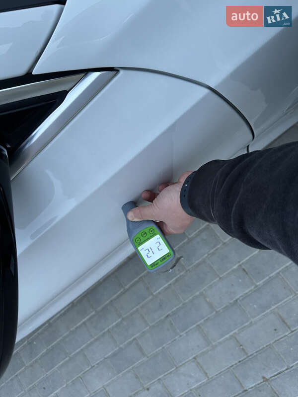 Седан BMW 3 Series 2022 в Виннице