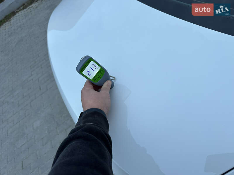 Седан BMW 3 Series 2022 в Виннице