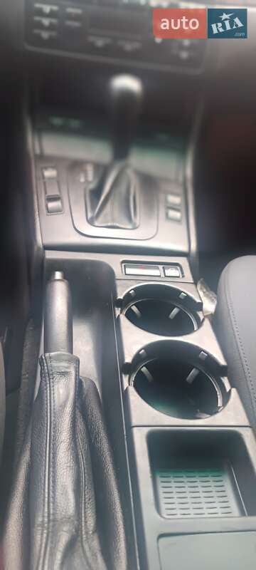 Седан BMW 3 Series 2004 в Киеве