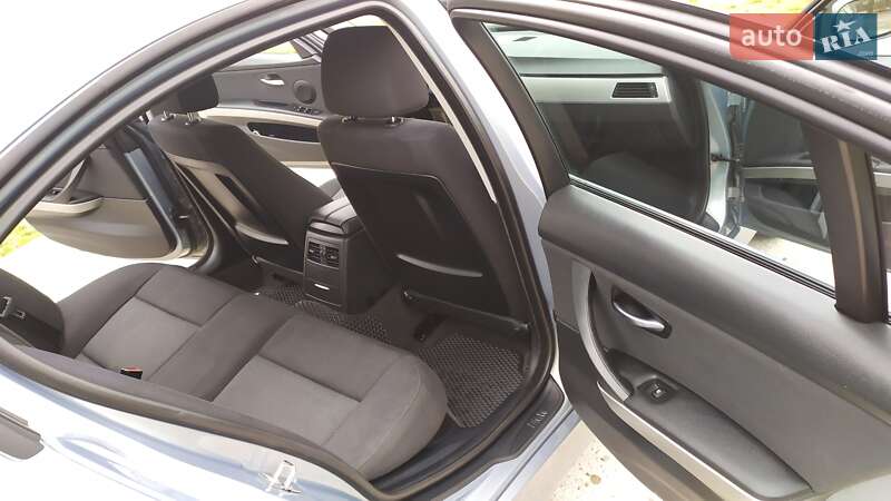 Седан BMW 3 Series 2006 в Черновцах фото 20 Седан BMW 3 Series 2006 в Черновцах