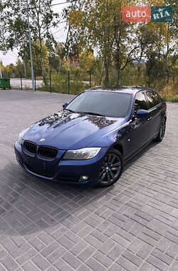 Седан BMW 3 Series 2010 в Дніпрі