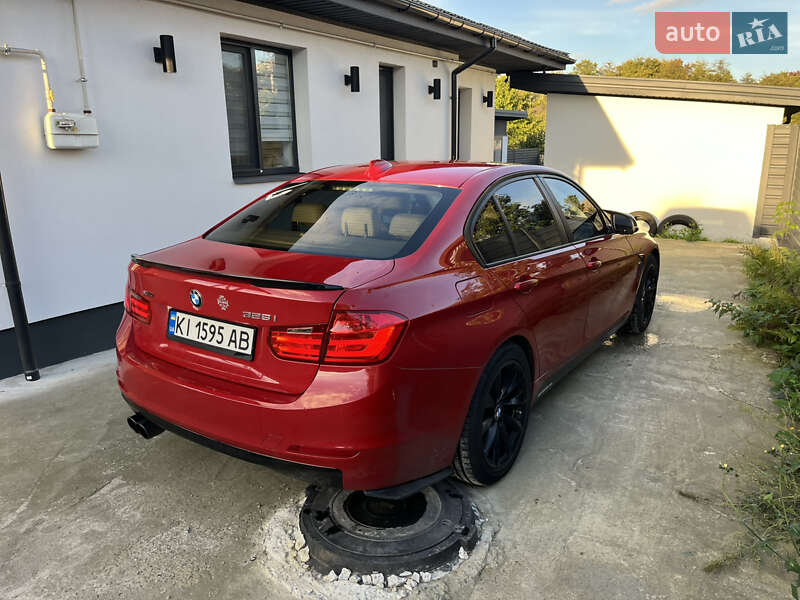 Седан BMW 3 Series 2012 в Белой Церкви