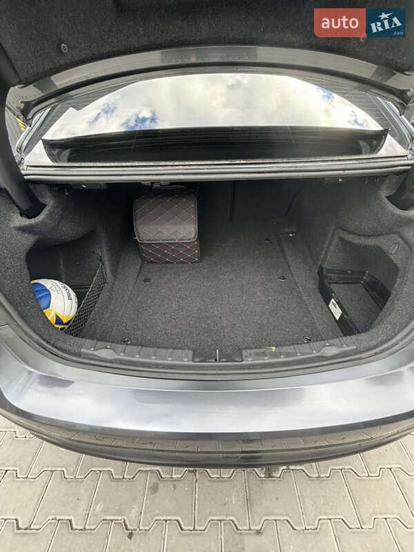 Седан BMW 3 Series 2017 в Виннице фото 30 Седан BMW 3 Series 2017 в Виннице