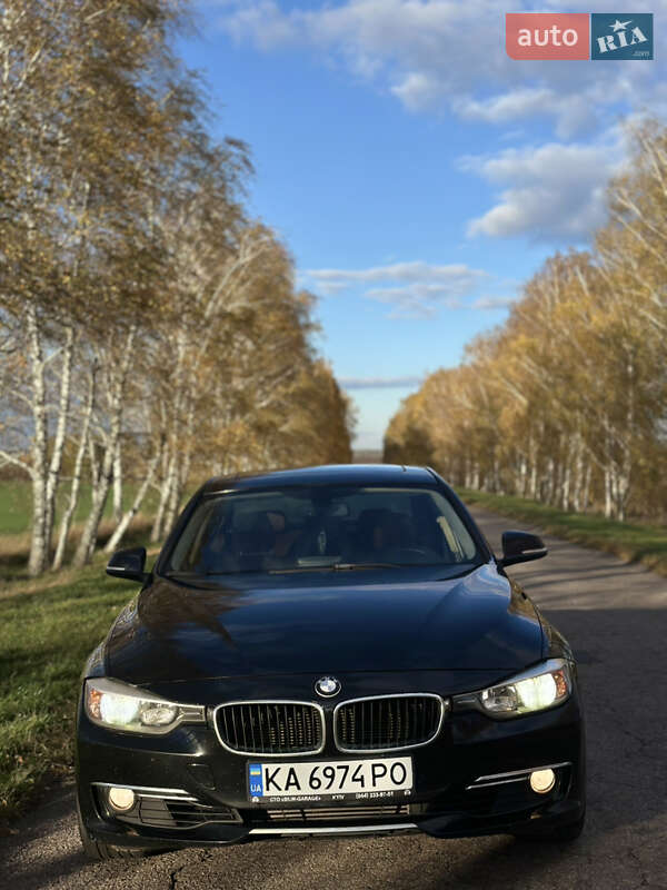 Седан BMW 3 Series 2013 в Вінниці