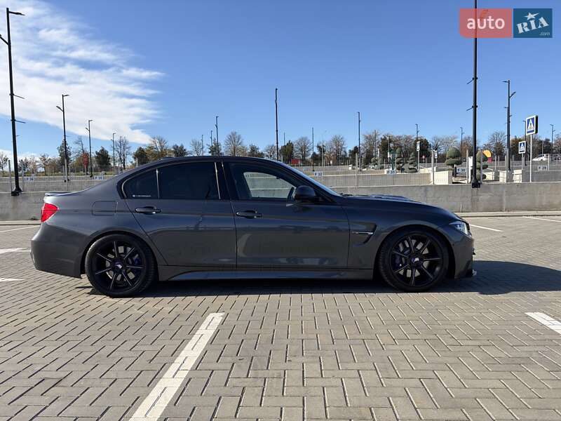 Седан BMW 3 Series 2015 в Одесі