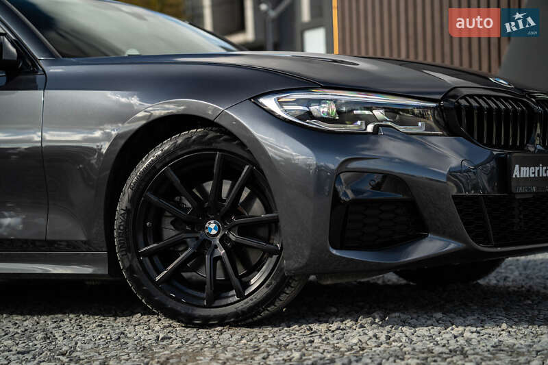 Седан BMW 3 Series 2019 в Черновцах