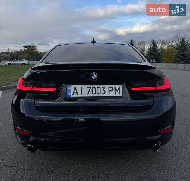 Седан BMW 3 Series 2021 в Киеве