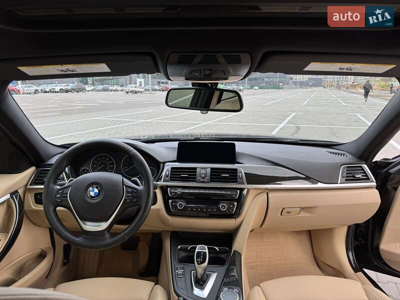 Седан BMW 3 Series 2016 в Киеве