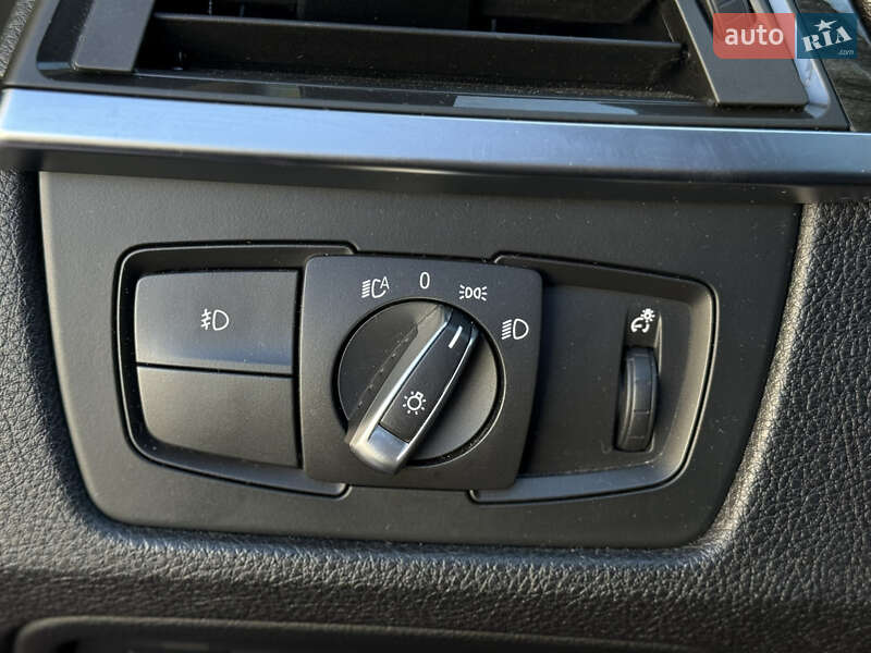 Седан BMW 3 Series 2012 в Одессе