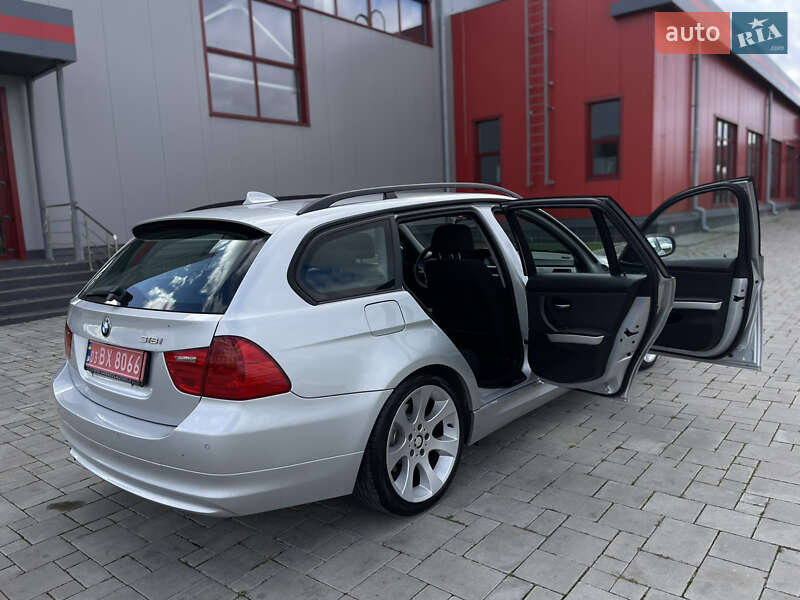 Универсал BMW 3 Series 2010 в Ровно фото 86 Универсал BMW 3 Series 2010 в Ровно