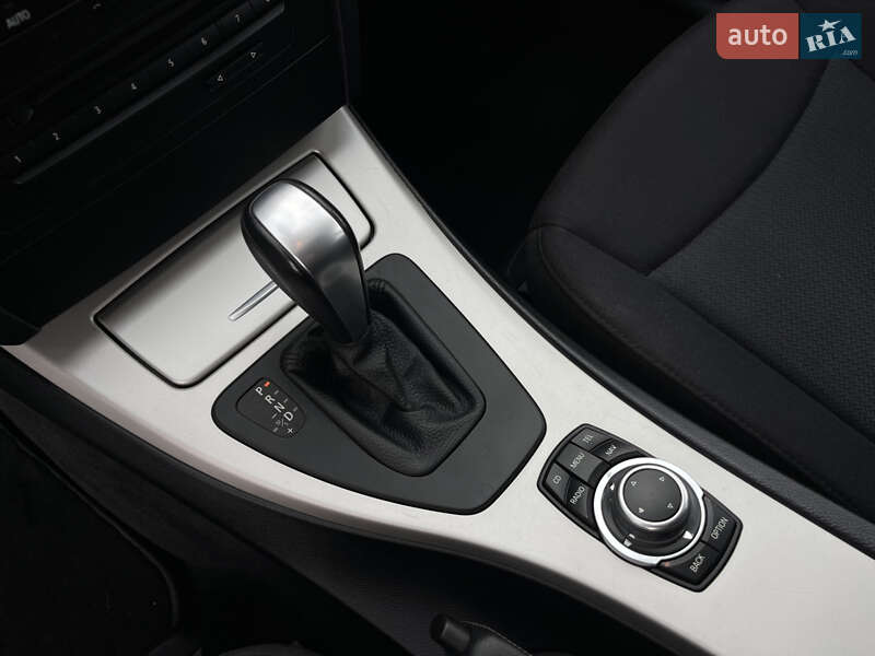 Универсал BMW 3 Series 2010 в Ровно фото 107 Универсал BMW 3 Series 2010 в Ровно