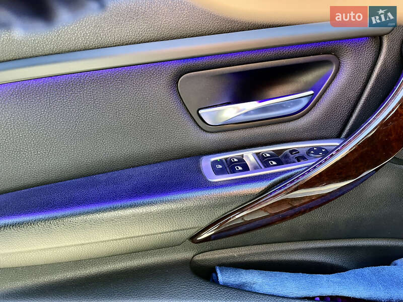 Седан BMW 3 Series 2014 в Львове