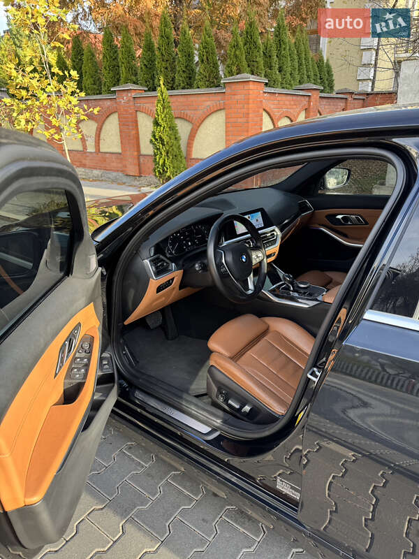 Седан BMW 3 Series 2021 в Ивано-Франковске