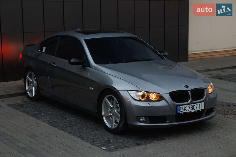 Купе BMW 3 Series 2007 в Дубно
