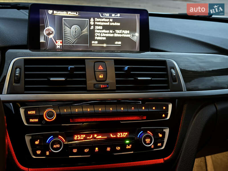 Седан BMW 3 Series 2017 в Житомире