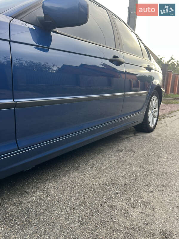Седан BMW 3 Series 2002 в Києві