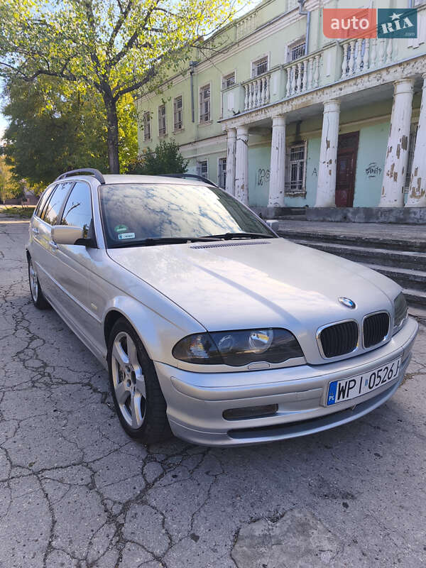 Универсал BMW 3 Series 2001 в Болграде