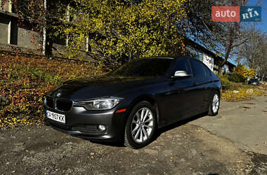 Седан BMW 3 Series 2014 в Умани