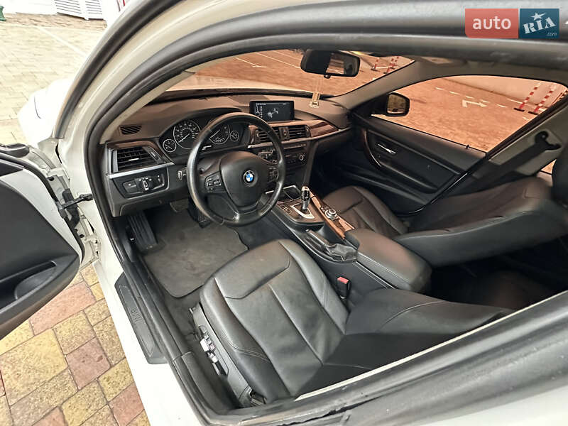 Седан BMW 3 Series 2012 в Киеве