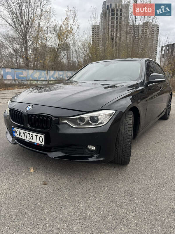 Седан BMW 3 Series 2013 в Киеве фото 2 Седан BMW 3 Series 2013 в Киеве